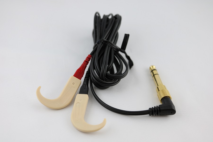 Induction coil cable for hearing aid connection